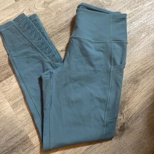 VS knockout athletic leggings